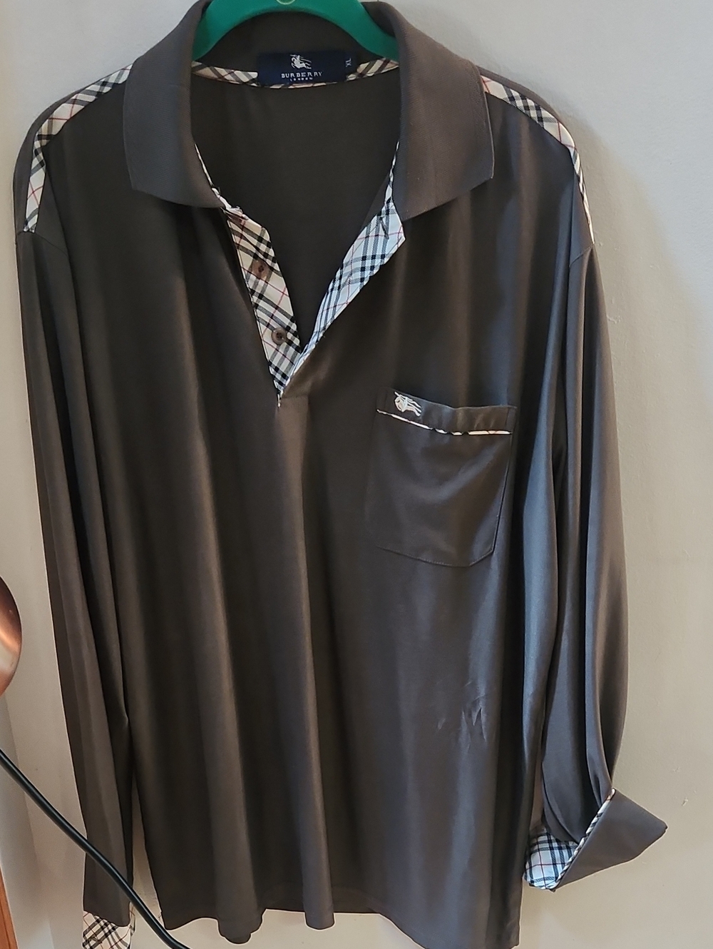 AUTHENTIC Burberry GRAY Long-Sleeve Polo with Beige Check Trim